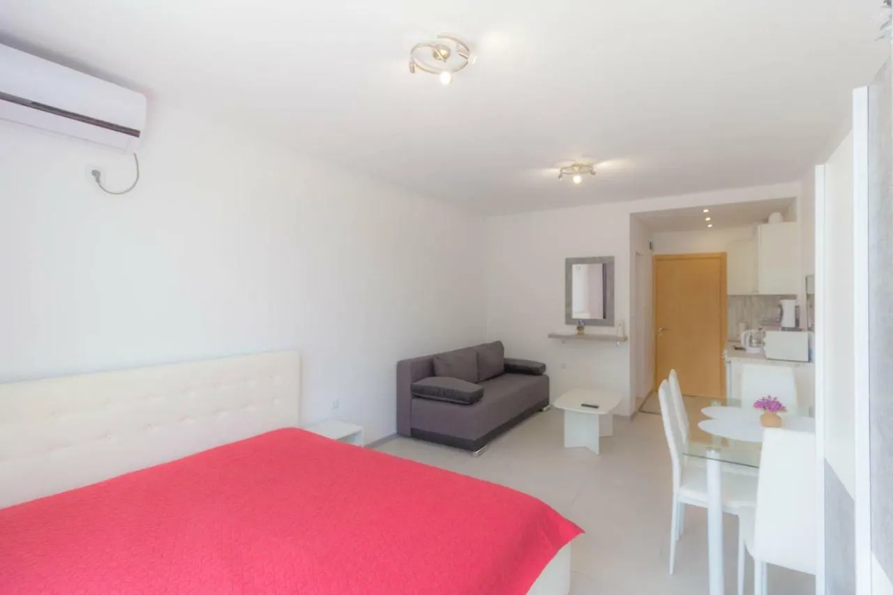Studios Teodora Sozopol Apartment